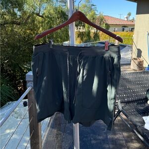 Men’s Lululemon athletic shorts - Size XXL - Dark green